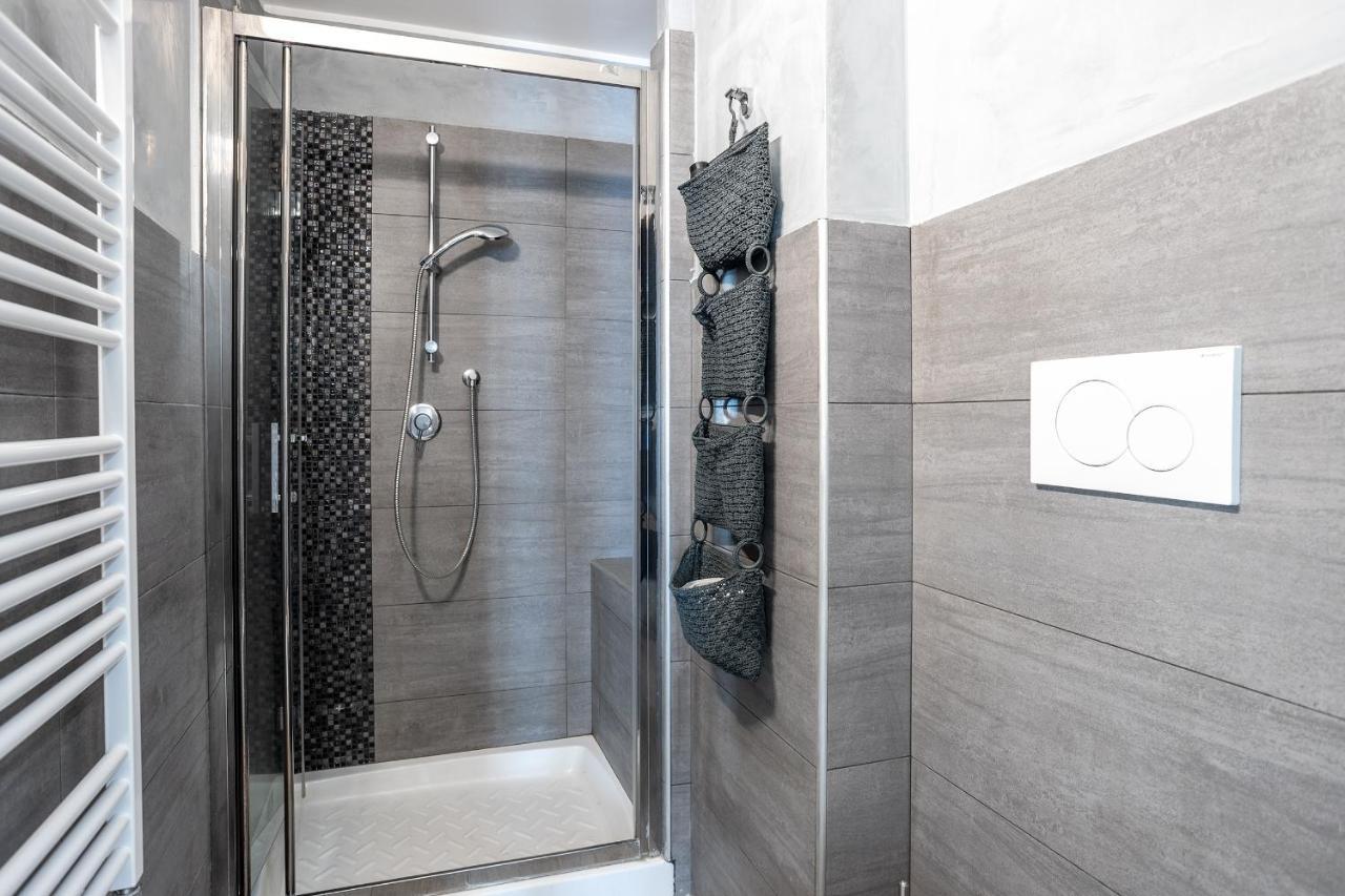 Ferienwohnung Navigli-Duomo Exclusive Design Loft Su Due Piani Con Wifi Mailand Exterior foto
